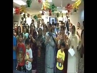 الطاف کارٹون اپنی لعنتی آواز میں ذ بح کرنے کی دھمکیاں دیتے ہوئے. لعنت بھیج کر شیئر کریں.