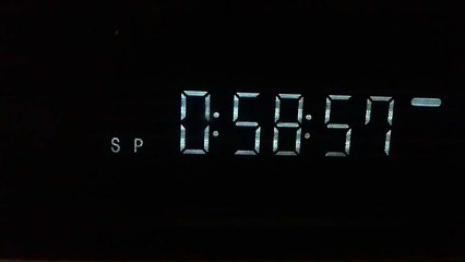 La VHS qui se rembobine dans le magnétoscope