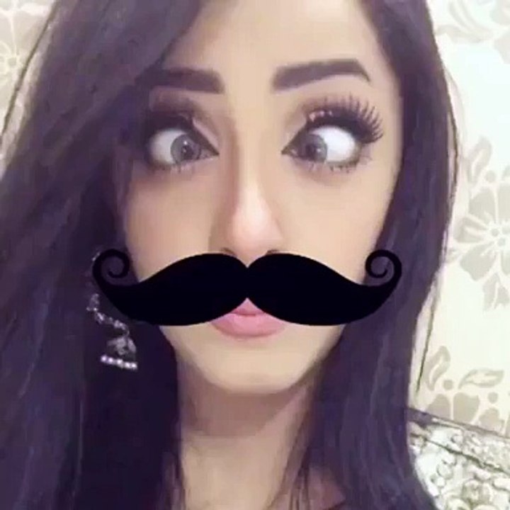 You wont Stop Laughing after Watching this Dubmash Video of Sanam Chaudhry - Video Dailymotion