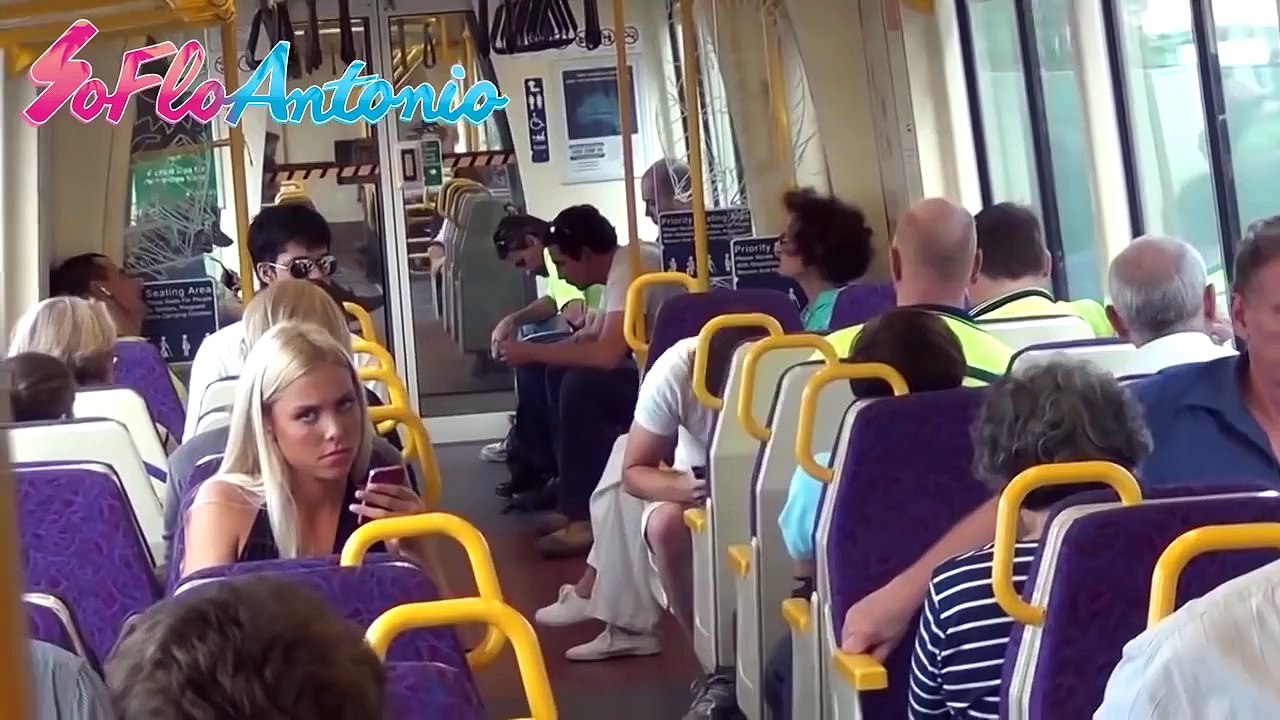 Kissing Prank - GONE SEXUAL Öpüşme Şakası - GİTTİ CİNSEL