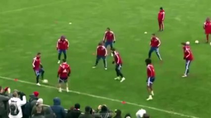 Astonishing! Bayern Munich players produce incredible Rondo session
