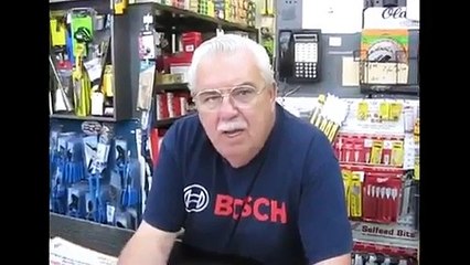 Funny Old Man Insulting Himself - Old Retarded Man Spoof - Video Dailymotion