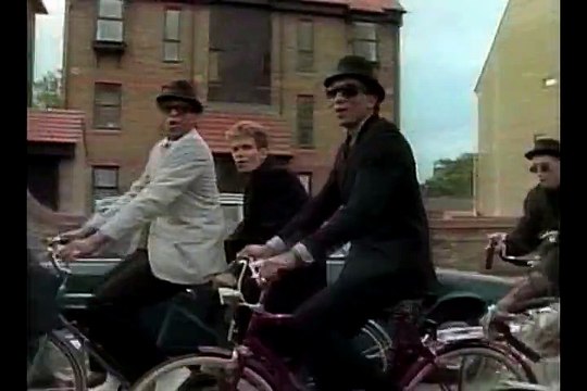 Untouchables - What's Going On