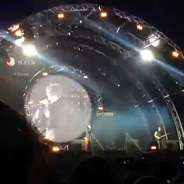 «Supremacy» - фрагмент. А. Бон и гр. «Роджер» (Мурманск, 3.10.2015) (vsofaleria)