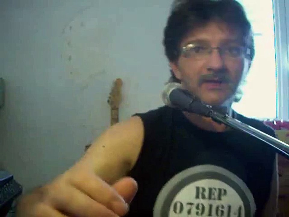 Thierry chantone Renaud le déserteur