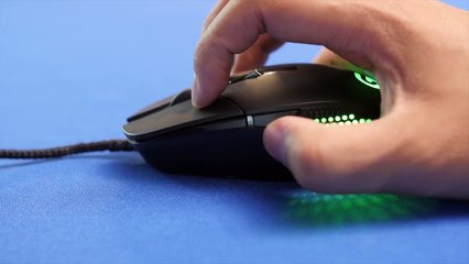 Intel 5820K vs 6700K CPU Showdown