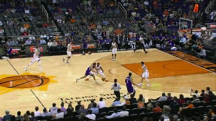 Jon Leuer Gives Cousins His Own Poster!