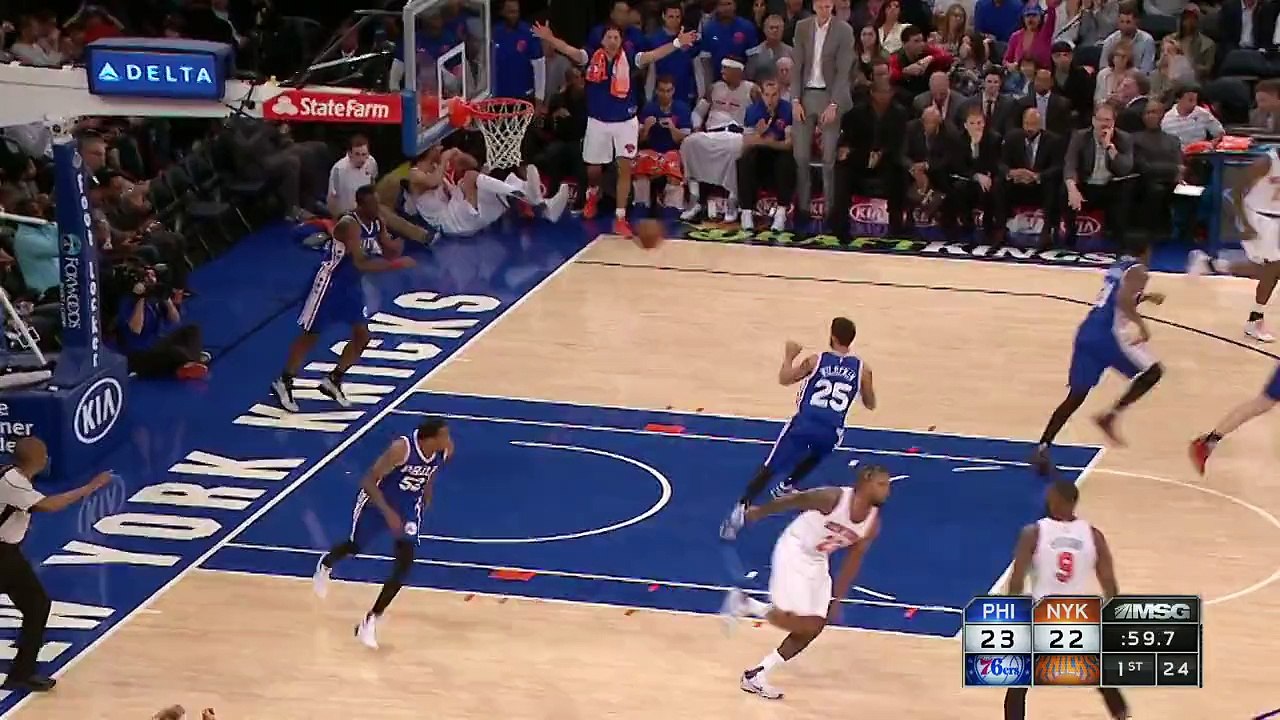 Derrick Williams Hammers Home the Reverse Jam