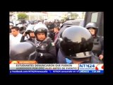 Policía mexicana ataca a 17 personas antes del inicio del concierto en honor a estudiantes de Iguala