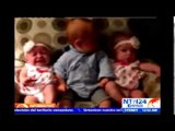 Vea la tierna reacción de un bebé al conocer a sus hermanas gemelas