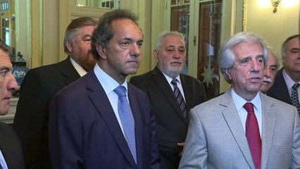 Scioli visita a Vázquez y habla de integración Argentina-Uruguay