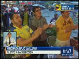 Muchos hinchas alentaron a la selección en todo Quito