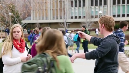 Magic Kissing Card Trick