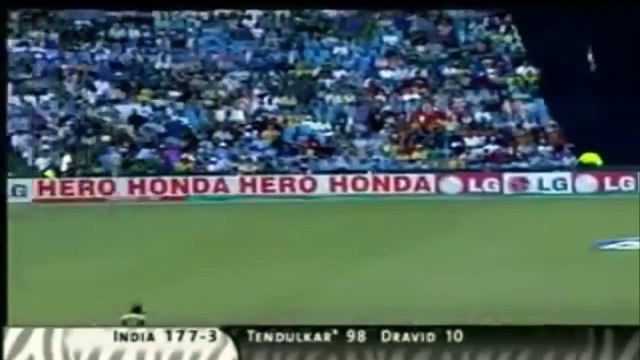 Deadly Bouncer By Shoaib Akhtar to Sachin Tendulkar in Worldcup