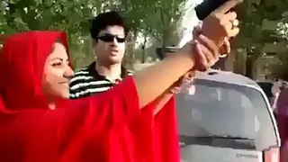 Pakistani Girl firing - ViralVideos