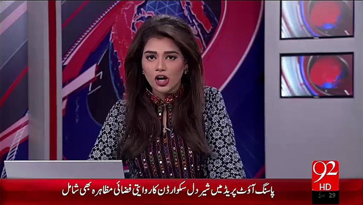 Breaking News- 92 News Ki Aik Or Koshish Rang Ly Ai – 14 Oct 15 - 92 News HD