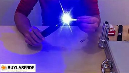 Laserpointer Blau 3000mw von Zigarettenanzünder