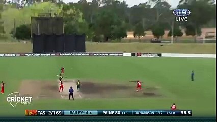 What a grab by Travis Head! Game played 14-10-2015