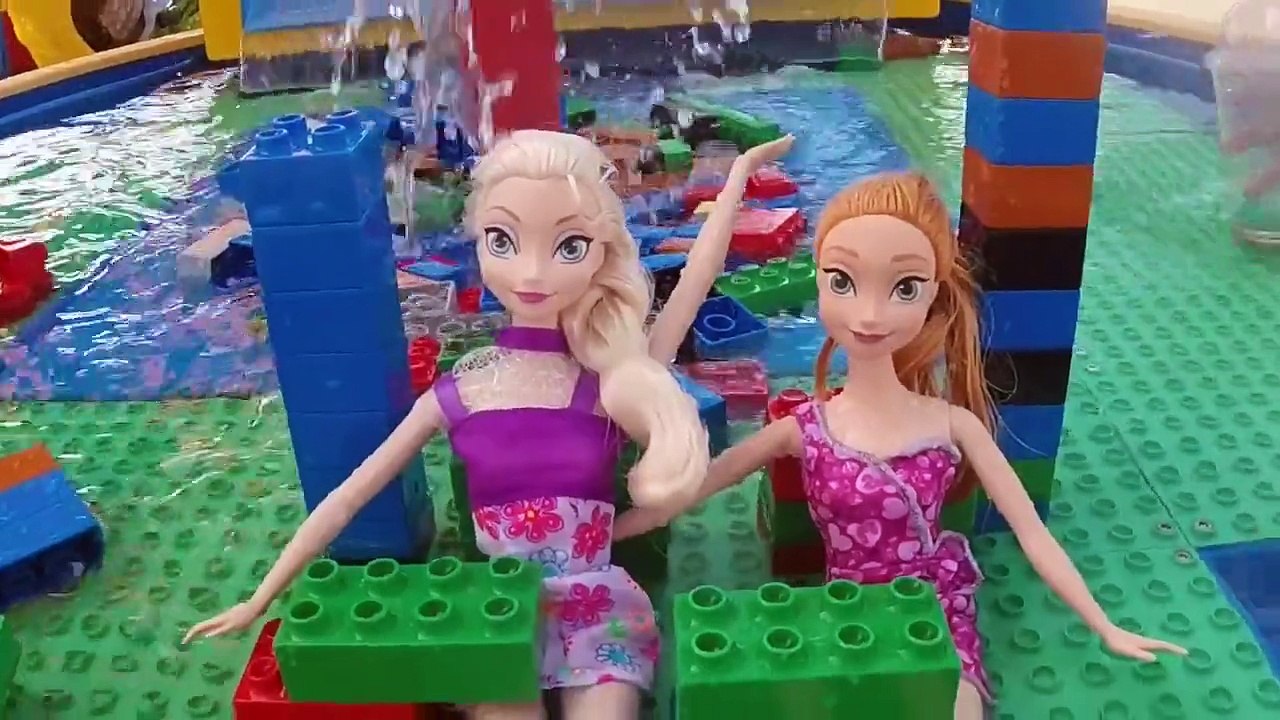 Frozen Dolls Elsa and Anna Pool Party Vacation to Legoland Water Park Slides by DisneyCarToys