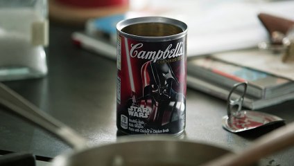 Une pub met en scène un couple gay et son fils, la toile s'agite !