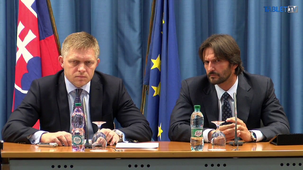 ZÁZNAM: R. Fico a R. Kaliňák o otázke pomoci utečencom