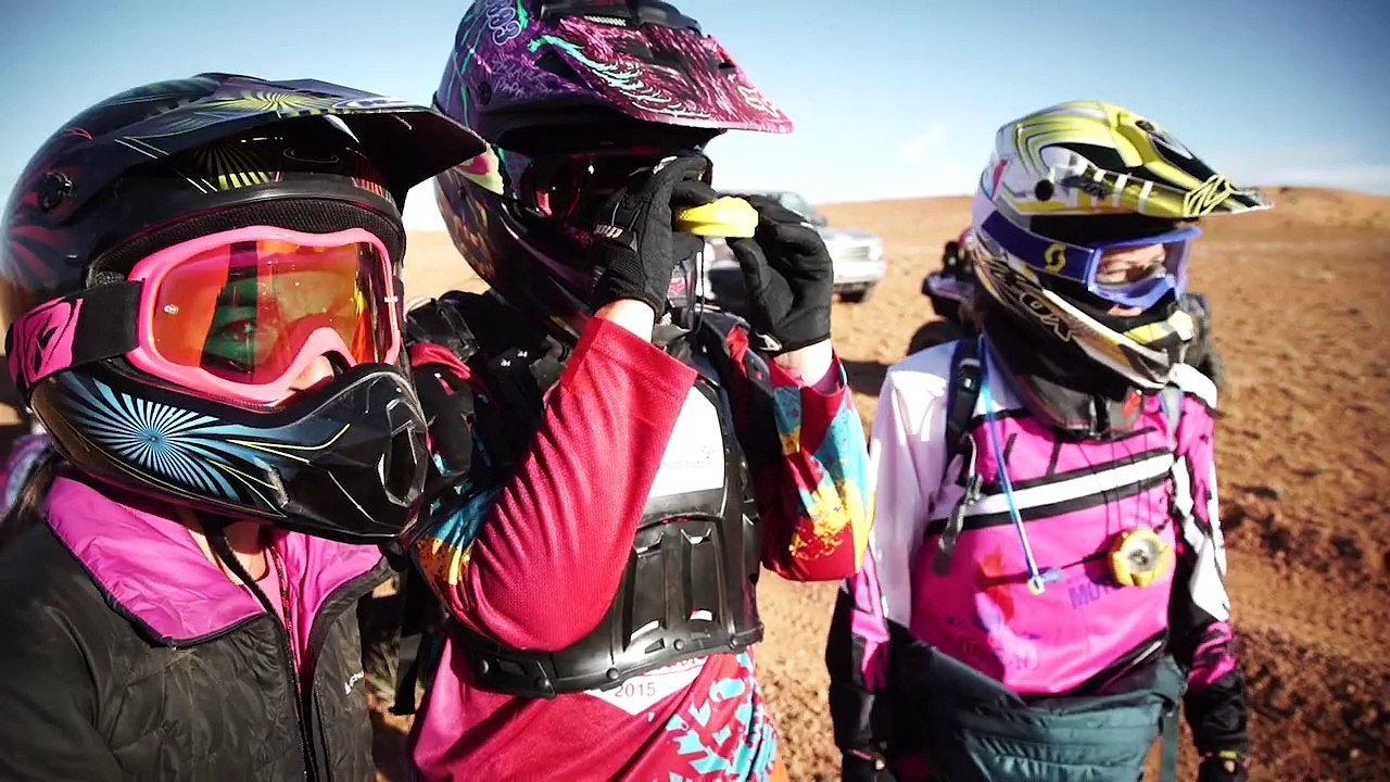 Trophée Roses des Sables 2015 - JT n°4  Warm Up & Village de la solidarité - vidéo dailymotion