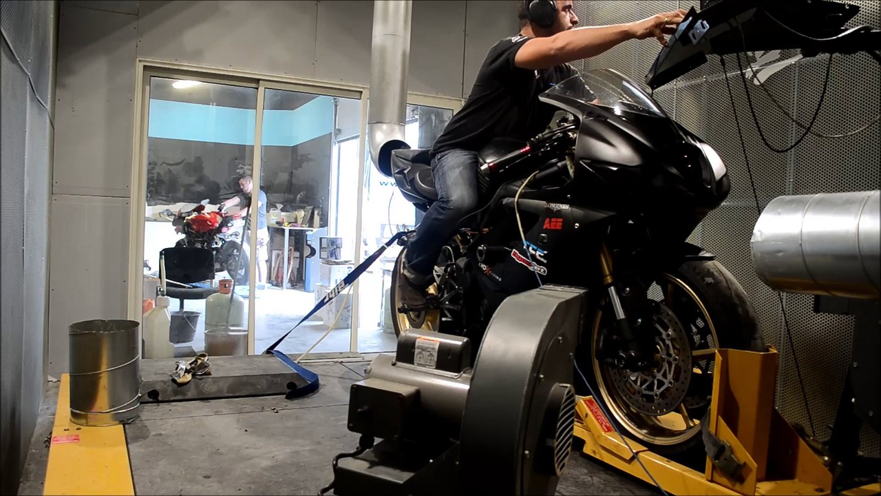 PASSAGE AU BANC TCP RACING