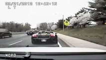 La polizia ferma una Lamborghini ma...guardate chi scende dall'auto!