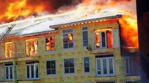 Bloccato sul palazzo in fiamme: quello che succede dopo è incredibile