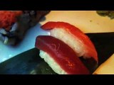 Vermi trovati nel sushi. La trovata anti-sushi di alcuni ristoratori italiani spopola sull web