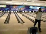 Régis fait du bowling