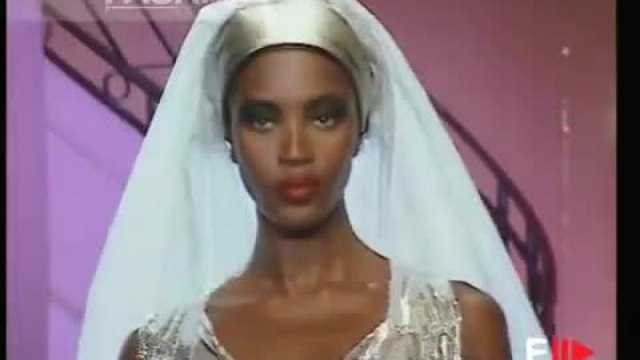 GIANNI VERSACE The last Haute Couture Show 1997 Ritz Hotel Paris by Fashion Channel