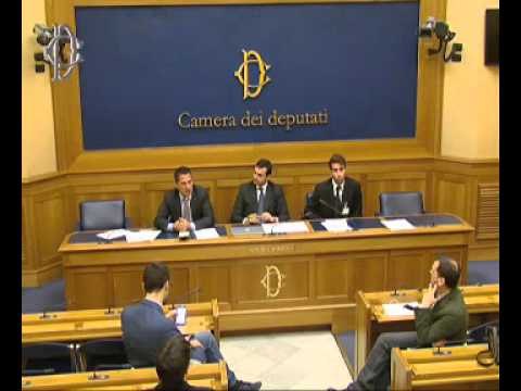 Roma - Università - Conferenza stampa di Carlo Sibilia (14.10.15)