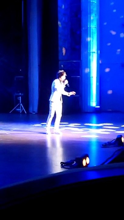 «Can't Help Falling in Love». Александр Бон (Мурманск, 2.10.2015) (Чеслав Машкевич)