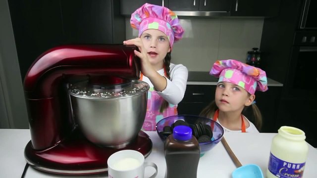 OREOS & CREAM DESSERT yummy no bake cookie treat chocolate ripple cake how to baking