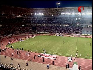 عاجل : لحمت في مقابلة الدربي تكسير وضرب !!! يا ربي شنو هذا