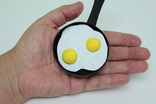 DIY Recycling Crafts for Kids Making The Sunny Side Up Eggs in a Pan - Recycled Bottles Crafts