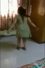 NEW latest Hot Bold And beautiful pakistani  Girl Dance At Home,