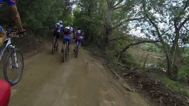 2015 - 10 LCO Gopro Roc Azur Vendredi (7) - depart groupé apres premier ravito