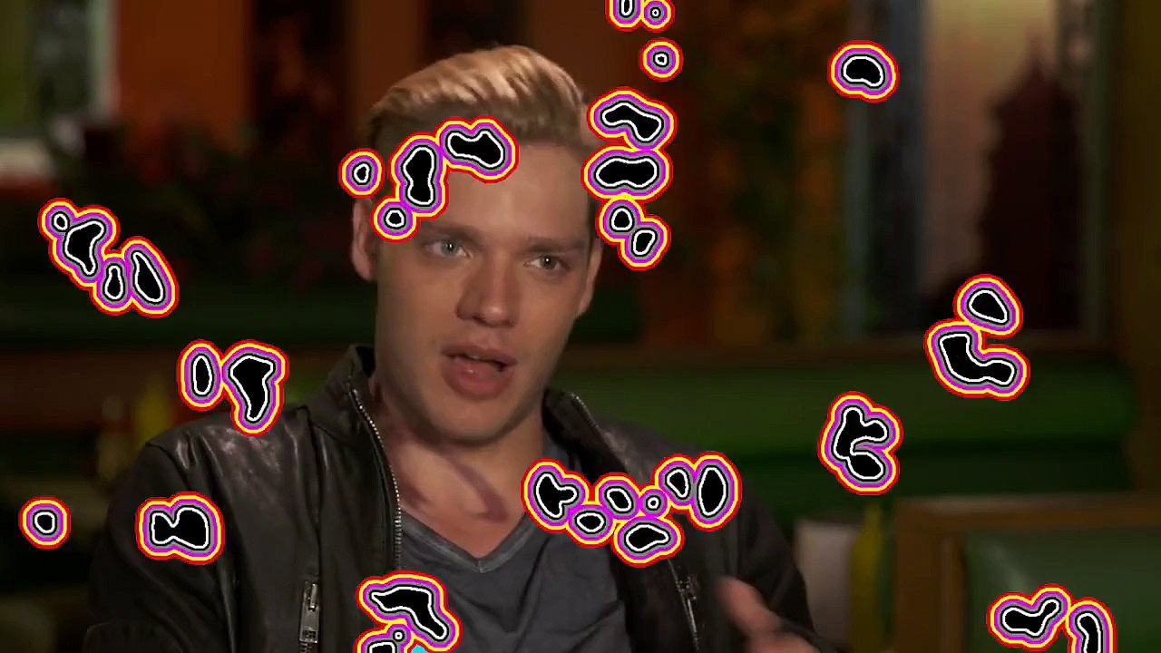 ‘Shadowhunters’: Meet Magnus Bane | MTV News