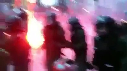 Almanyada Polis Vahşeti
