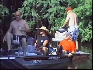 Boat motor EXPLOSION keep the big fish - sea - lake
