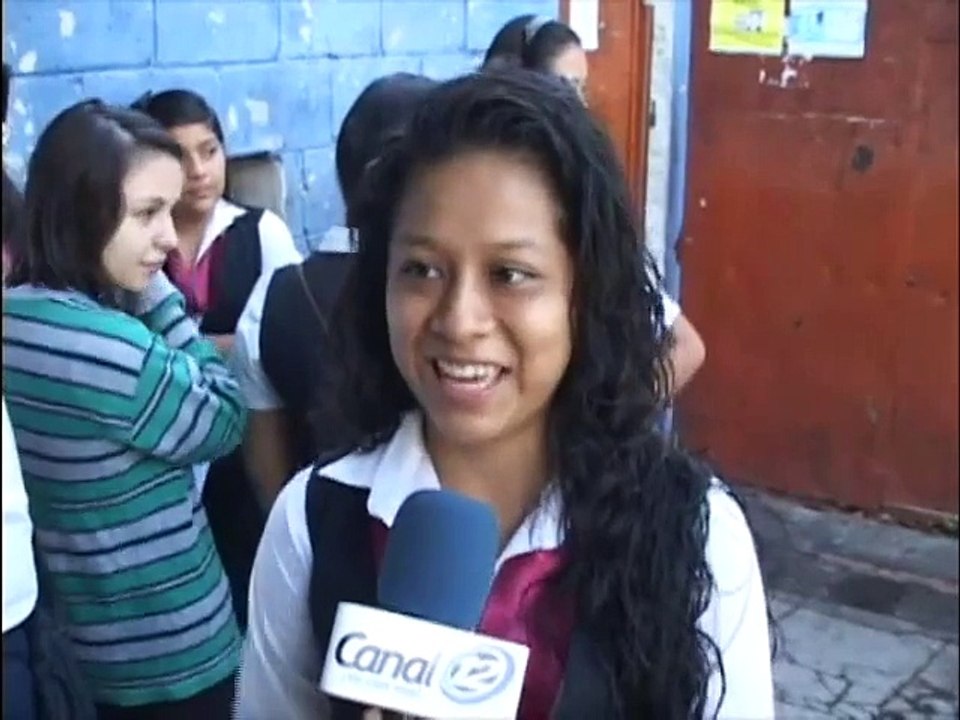 Alumnos del  INFRAMEN iniciaron PAES. Reportaje NOTICIERO HECHOS Canal 12.