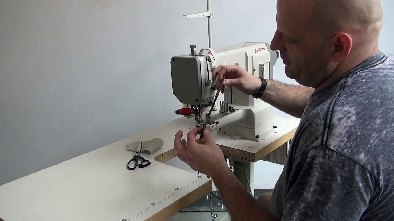 Pfaff 335 Machine à coudre à bras libre pour l'Industrie et l'Artisanat