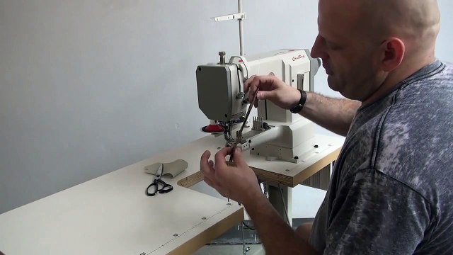 Pfaff 335 Machine à coudre à bras libre pour l'Industrie et l'Artisanat