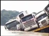 road accidents - car accidents - fails,funny clips,funny animals