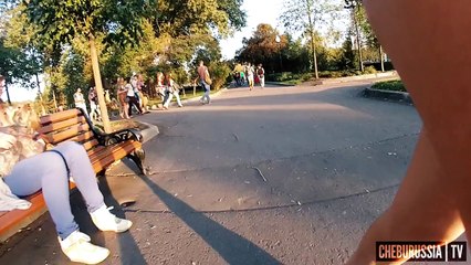 Чрезмерное внимание к сочной попке / hidden camera on ass pr