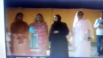 Leaked Video - MQM Workers Insulting Farooq Sattar And Rabitta Comitte Members On Face