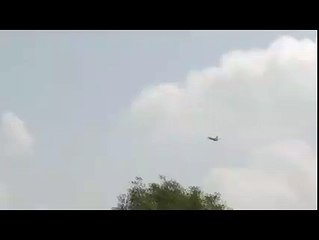 PAF F-16 pulling 12 High G Vertical Rolls.