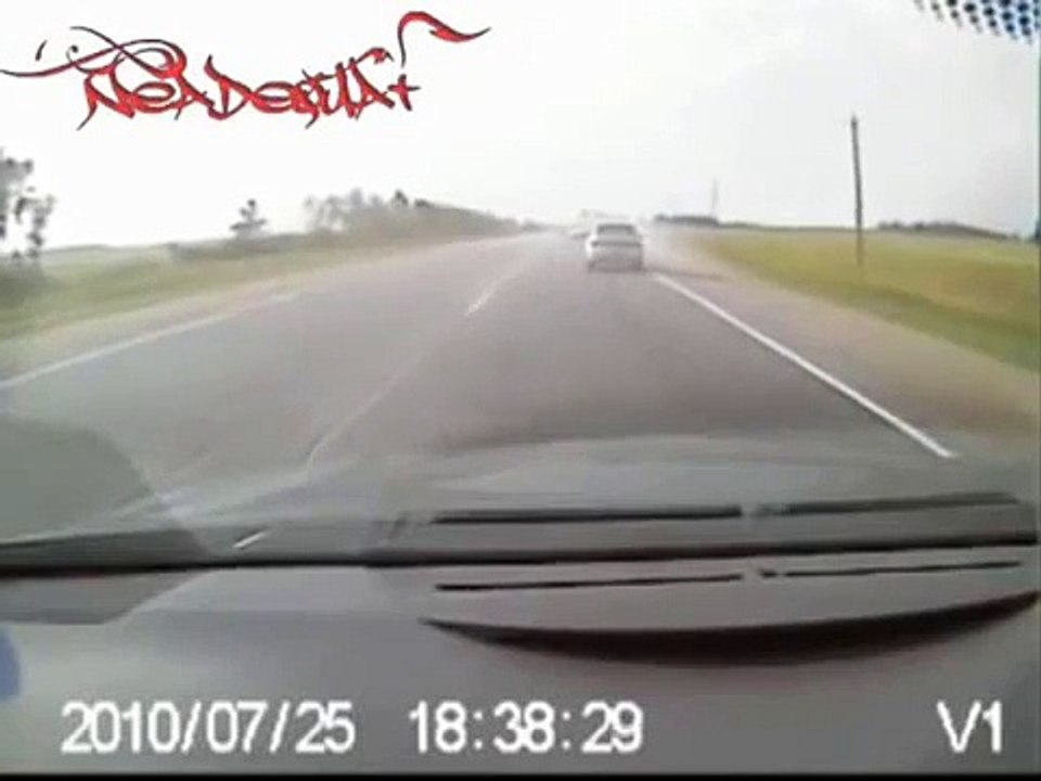 HEAD ON CAR CRASH RUSSIA